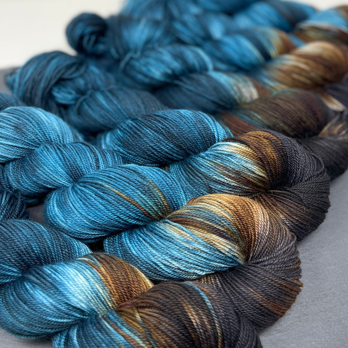 Align sport weight yarn Big Blue – Deep Dyed Yarns