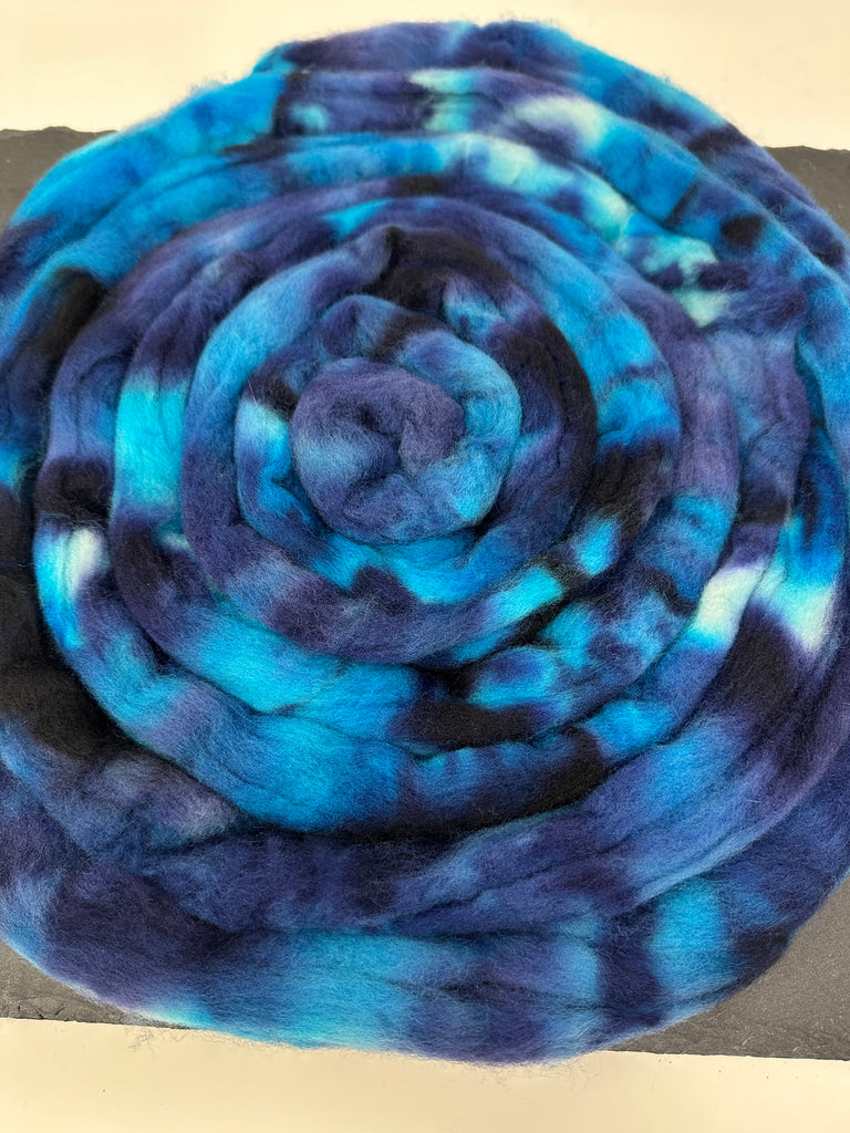 Organic Polwarth combed top The Wave